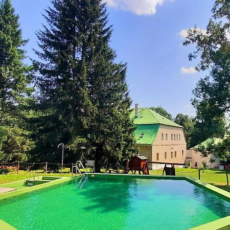 Lesny Dwor W Gorach Sowich Hotell Woliborz Exteriör bild